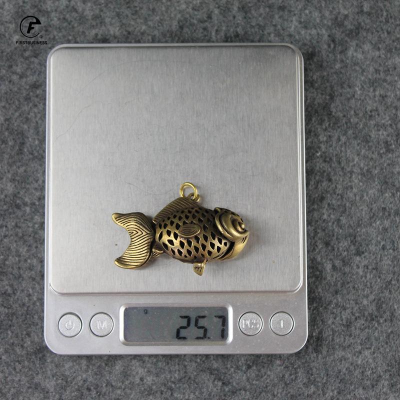 Pure Copper Goldfish Small Ornaments Home Decor Accesories Brass Hollow Head Movable Tail Pendant for Key Chain Desk Decorations