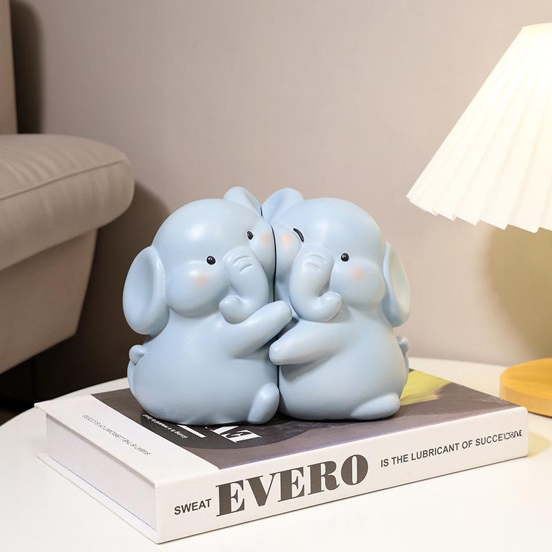 1Pcs Lovely Cartoon Duck Hugging Animal Book Ends Book Stand Holder Decorative Bookends For Desk Office Home Shelf Ornaments