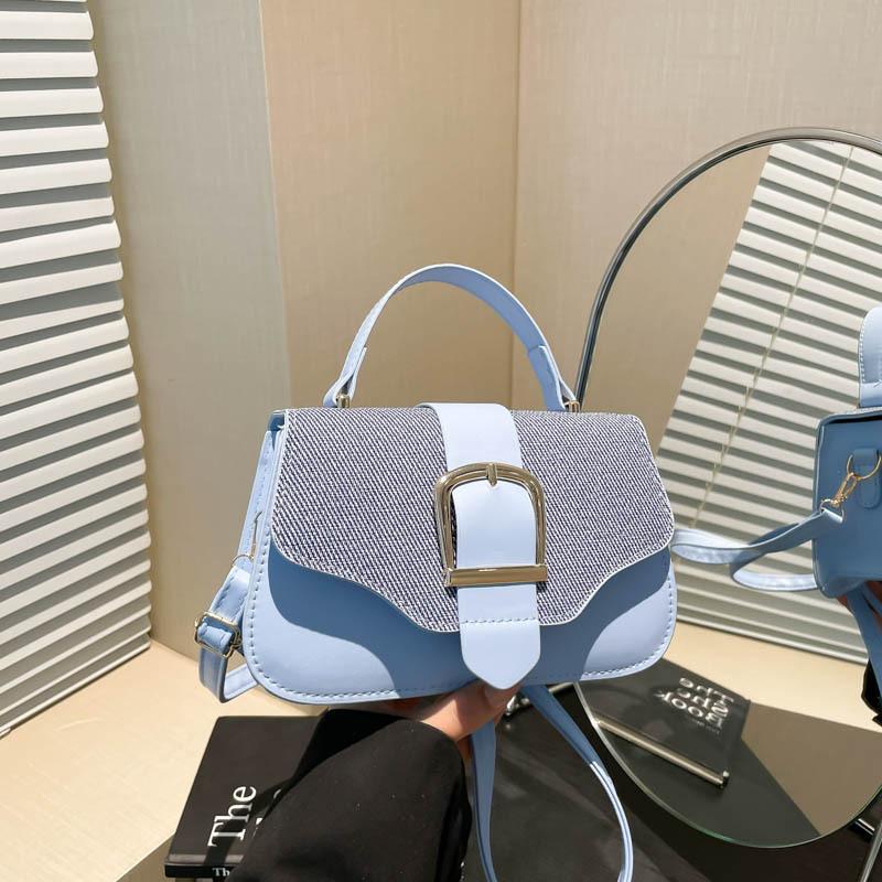 Simple and fashionable personality versatile small square bag women's spring new design sense niche light luxury high-end messenger bag