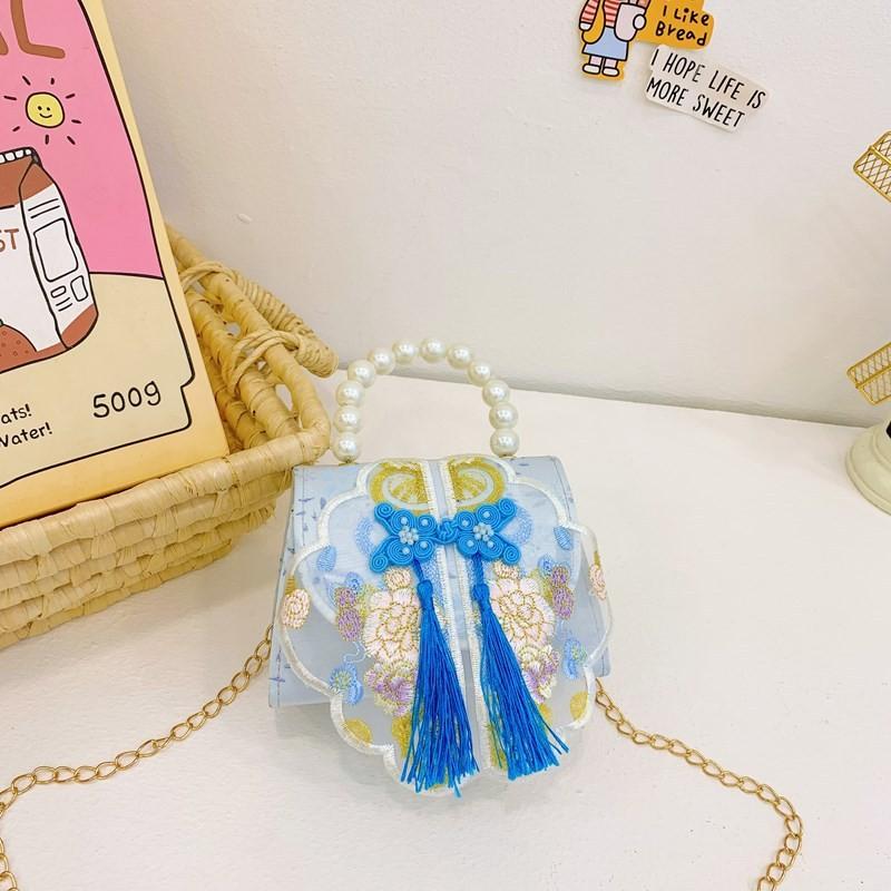 Stylish Retro Children's Shoulder Bag With Breathable Design And Beautiful Beaded Chain For Daily Use