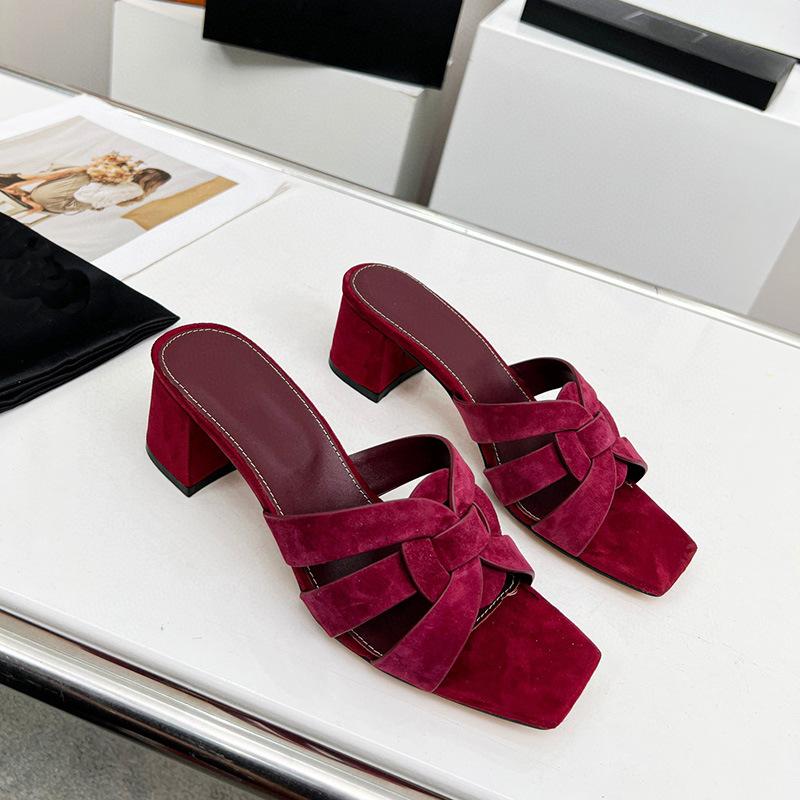 Fashion Summer Sandals, Women's Large-sized Flat One-line Square Toe Casual Hollow Beach Shoes, High-end Velvet Slippers T50