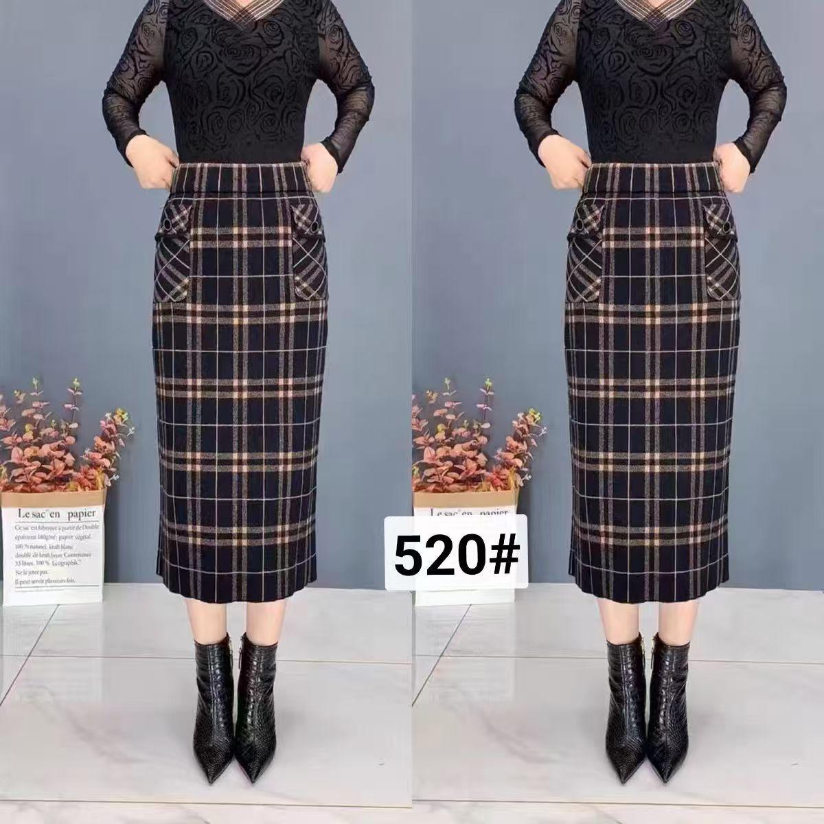 Autumn 2025 High Waist Plaid Skirt with Slit One Size