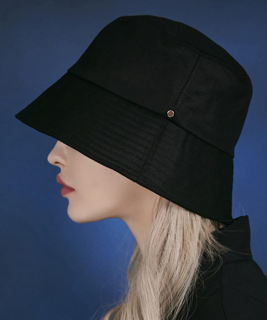 Bajal Rose Gold Rivet Bucket Hat Black