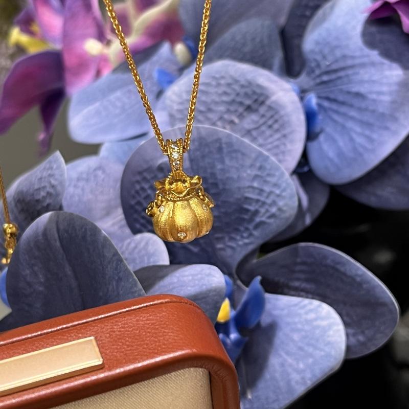 Seiko Wealth Rolling, Hand-Brushed Pumpkin Lucky Bag Necklace, High-End Collarbone Chain, Exquisite Necklace