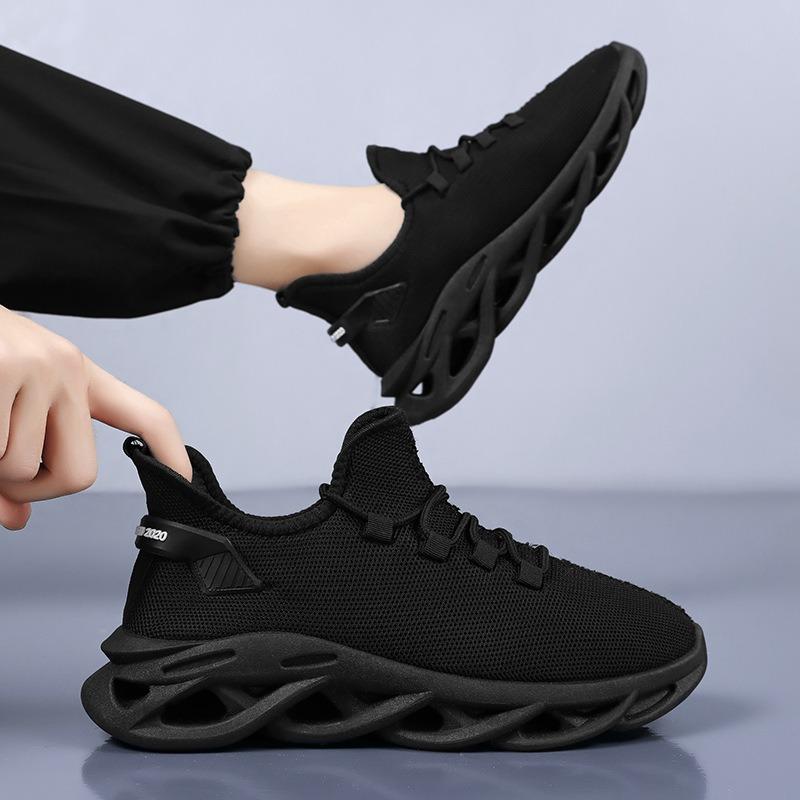 Men's Summer Breathable Mesh Shoes, Casual Sports Shoes for Men, Youth Running Shoes, Trendy White Shoes.
