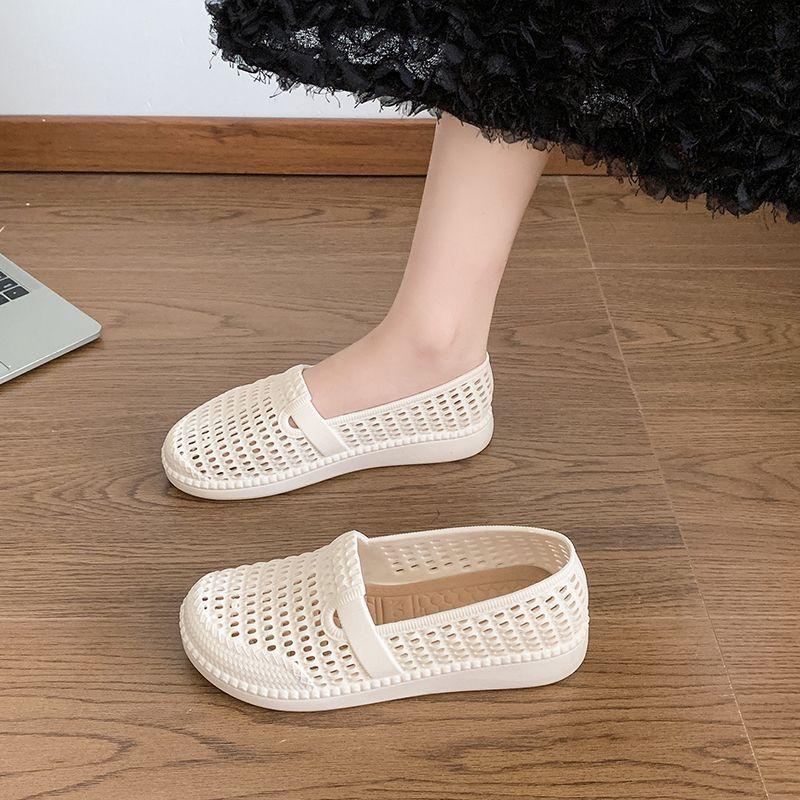 Hole sandals casual work shoes nurse shoes breathable sandals flat 2025 summer hollow women's sandals