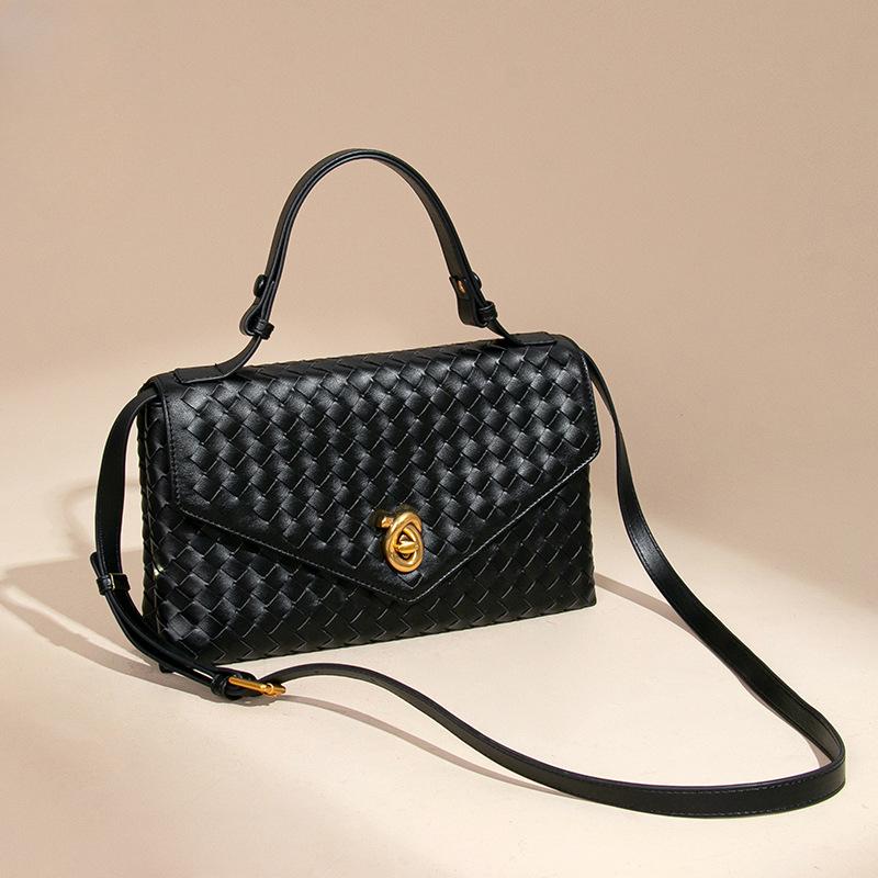 Niche Design Envelope Bag, Hand-held Retro Dinner Bag, Trendy Single-shoulder Crossbody Hand-woven Women's Bag