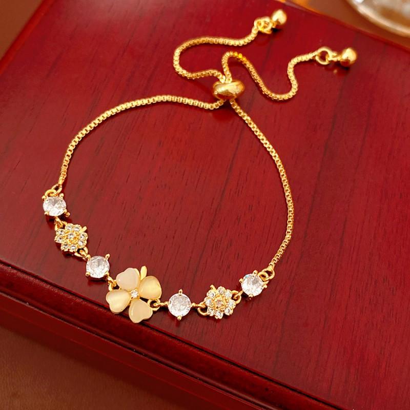 Elegant Gold Plated Cats Eye Stone Flower Bracelet Women Delicate Floral Design Luxury Minimalist Jewelry