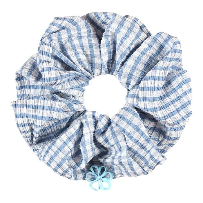 Open Petal Check Scrunchie