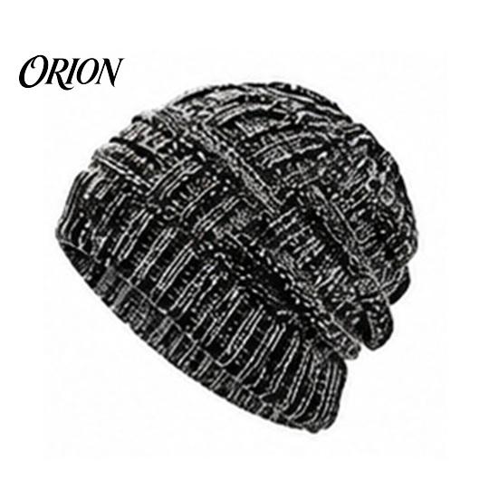 Easy Match Winter Cap Women's Ponytail Beanies, Warm Cable Knit Hat with Practical Gift for Her Hole, Thick Acrylic Outdoor Cold Weather Skull Ladies