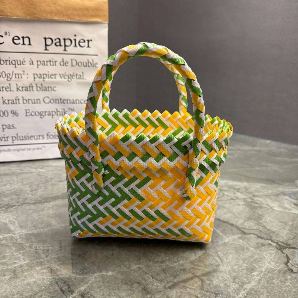 Plastic Woven Handbag Woven Basket Souvenir Basket Bag Beach Women's Bag