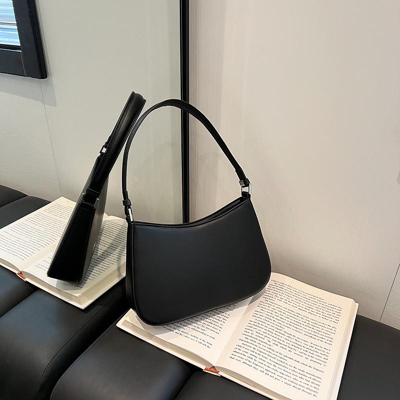 PU Minimalist Shoulder Mini Bag for Women Monochromatic Zipper Stitching Versatile Armpit Bag High Quality New Fashion