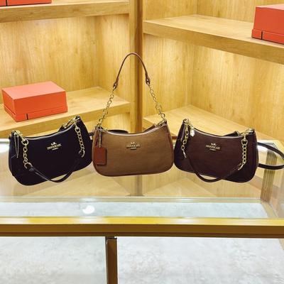 Underarm Crescent Bag Autumn and Winter New Underarm Light Luxury Versatile Hand Carry Niche Fashion Shoulder Messenger Bag