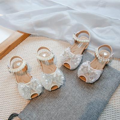 Mädchen – Sandalen & Zehentrenner