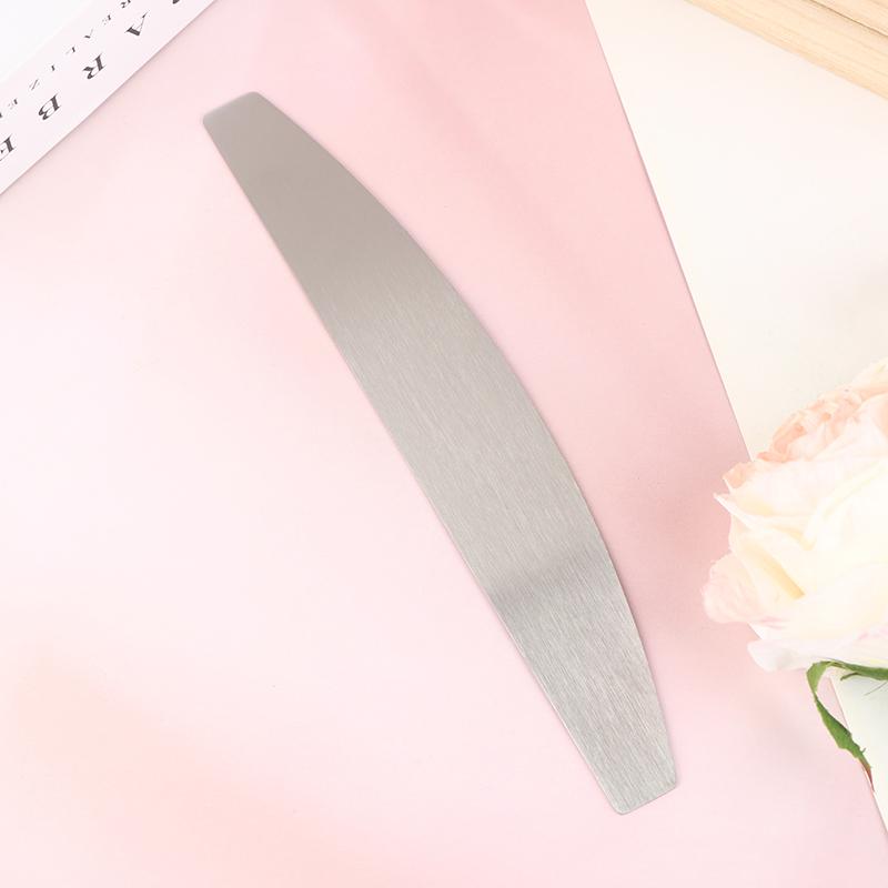 Halbmondform Edelstahlbasis Professionelle Nagelfeile Permanente Metallspäne für Einwegpads