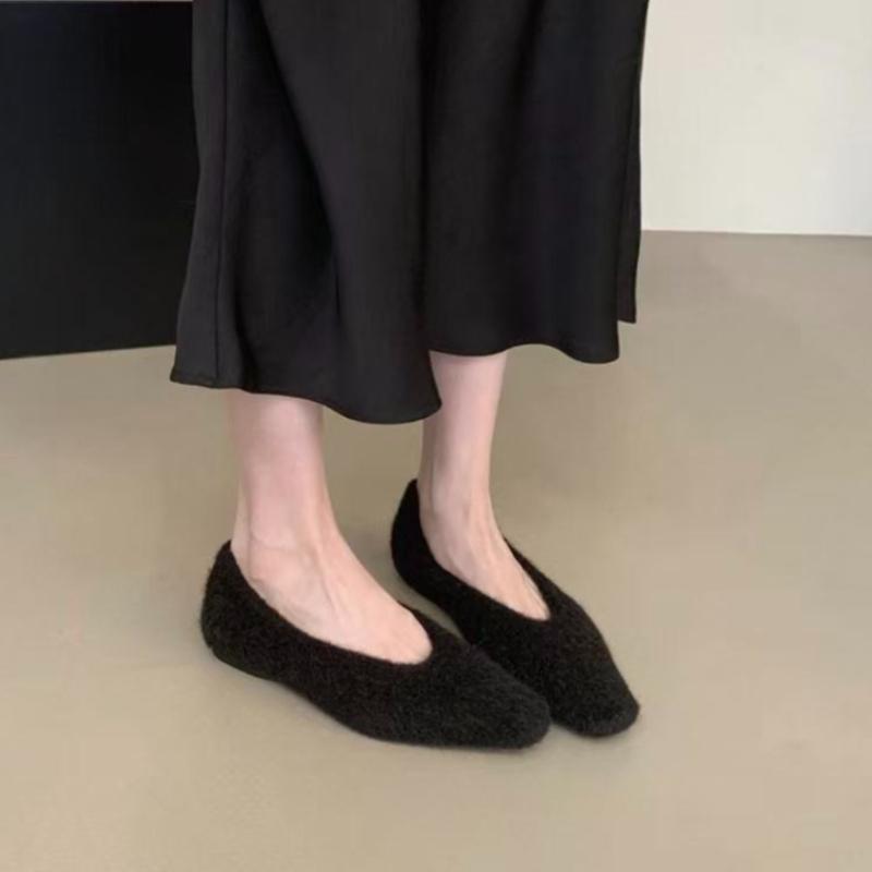 

2026 New Women s Fashion Flat Shoes Pointed Toe Shallow Mouth One Foot Single Shoes Comfortable Soft Bottom Women s Shoes 35 чорний