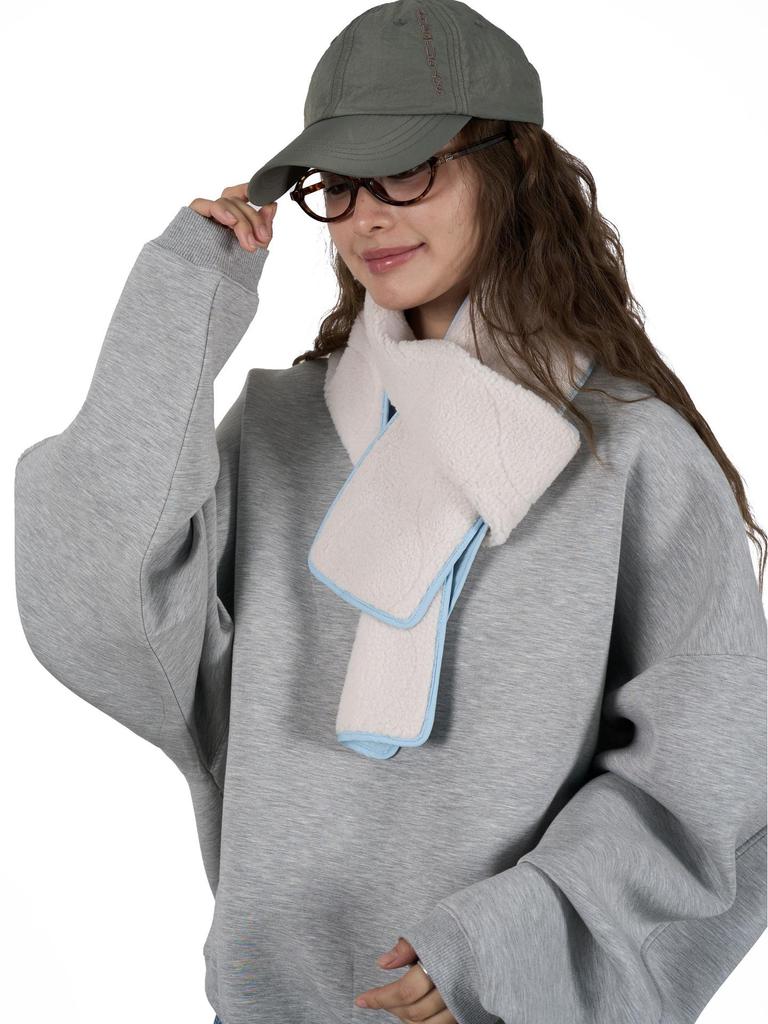 Louvre Lambswool Patchwork Scarf - Warm & Comfortable, Japanese Fashion for Autumn/Winter
