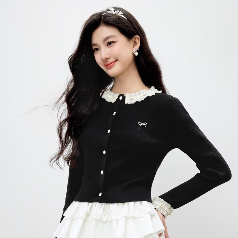 

Qiushui Yiren Elegant Pearl Embellished Knit Cardigan L