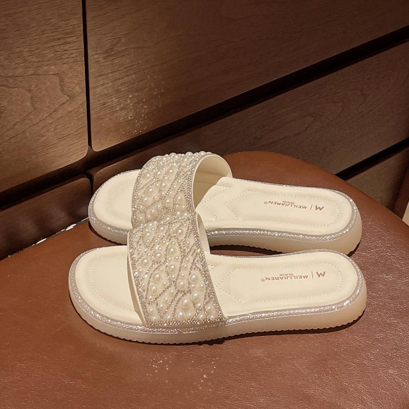Premium sense rhinestone slippers women's summer wear new thick-soled soft-soled non-slip seaside beach cool slippers