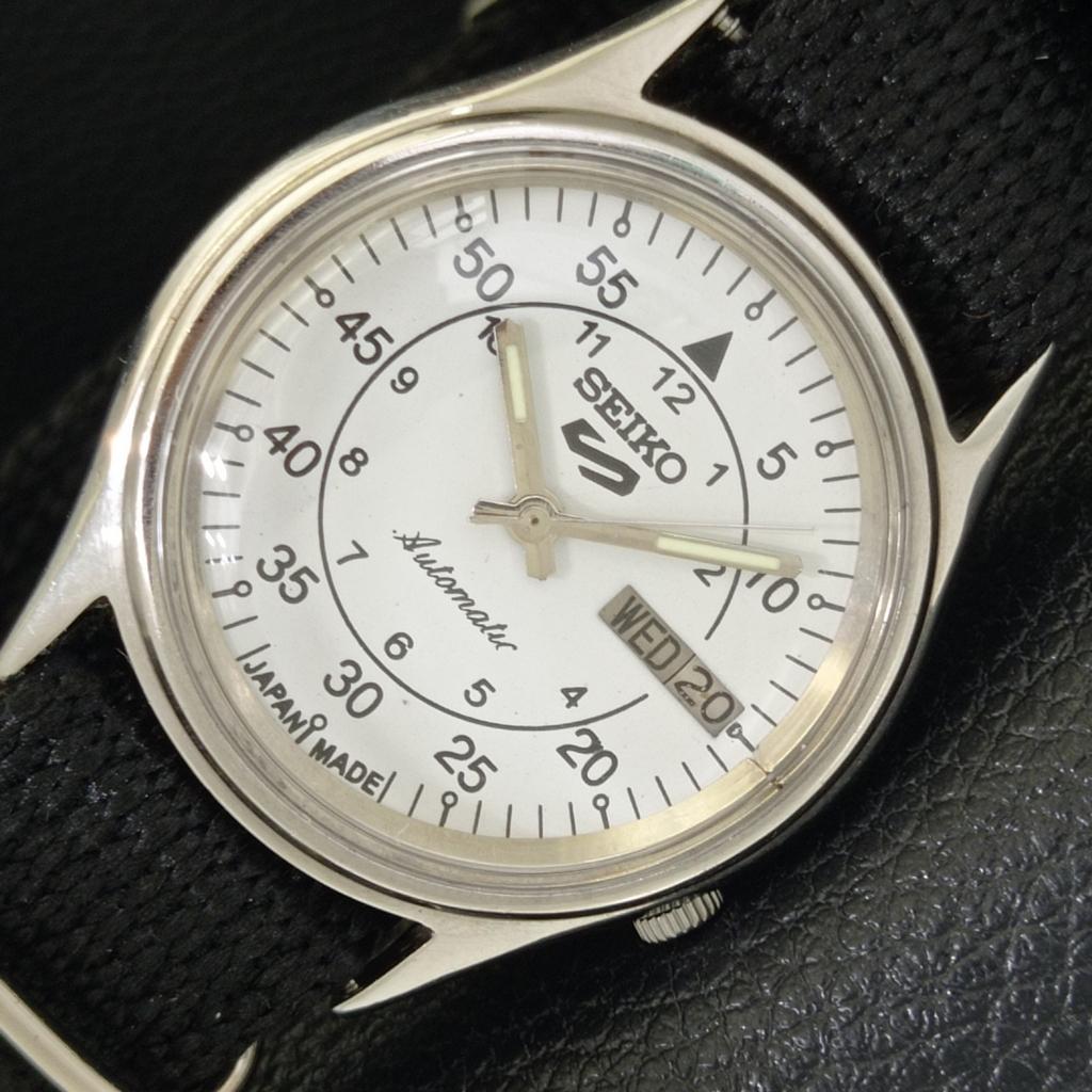 VINTAGE SEIKO 5 AUTOMATIC 7009A JAPAN MENS WHITE COLOR DIAL WATCH a701416-5 R206b-a701416