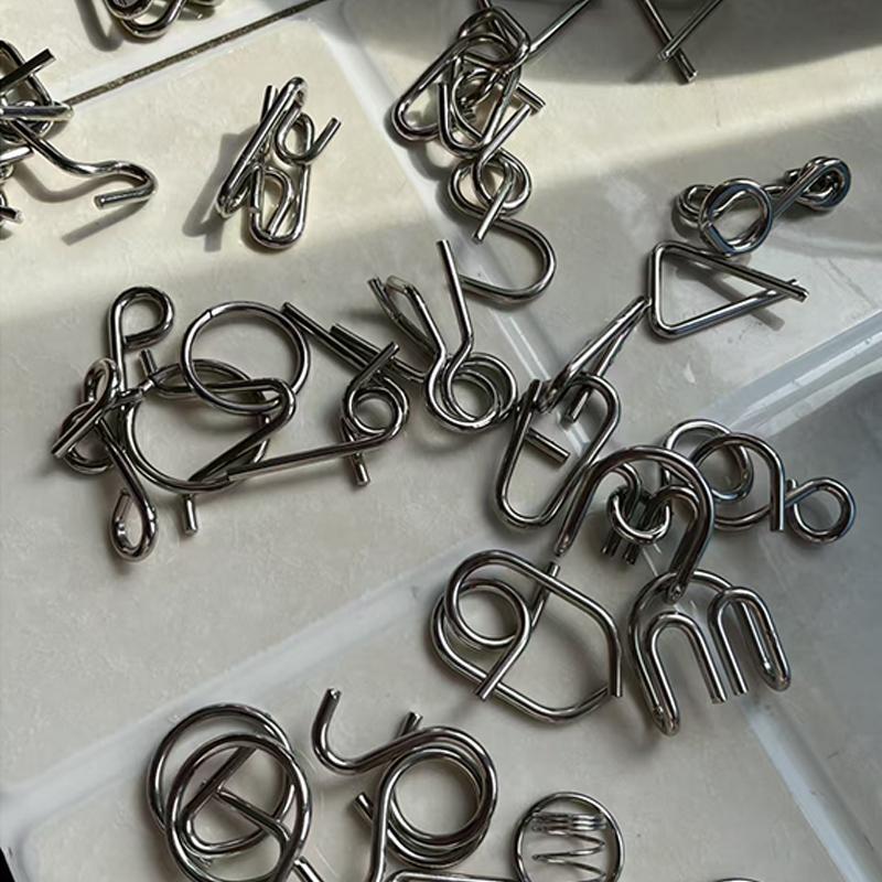 Metal Puzzle Mind Brain Teaser Magic Wire Rings Puzzles Game Disentanglement Iron Link Unlock IQ Test For Kids Educational Toys