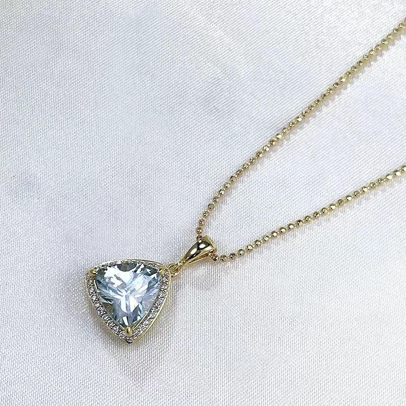 Lulu Tong S925 Silver Aquamarine Green Triangle Pendant Necklace - Light Luxury 