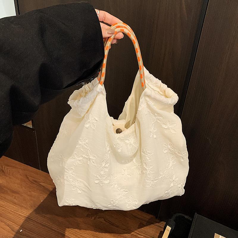 

Новая сумка в китайском стиле, национальный стиль, 2025, новая модная наплечная сумка, литературная, маленькая, свежая, женская сумка, большая вместимость, сумка-тоут белый