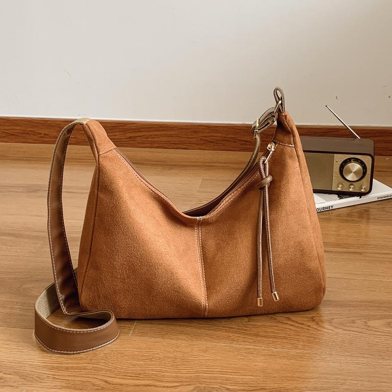 Fashionable Medium Size Pu Tote Bag For Women Unique Vintage Style With Zipper Closure