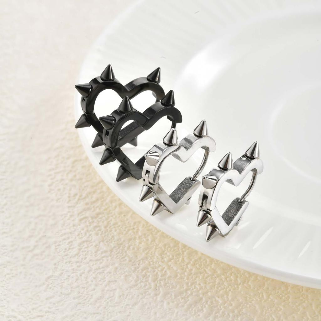 Creative Gothic Punk Rivet Heart Hoop Earrings, Stainless Steel Geometric Piercing Earrings, Unique Cool Jewelry for Party