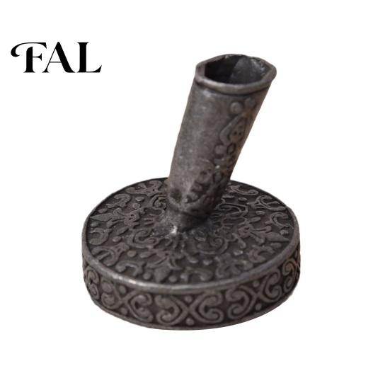 Metal Dip Pen Stand Vintage Round Holder, Durable Exquisite Carved Desktop Ornament, Calligraphy Base Pens And Quill Supply, for Desk Decoration