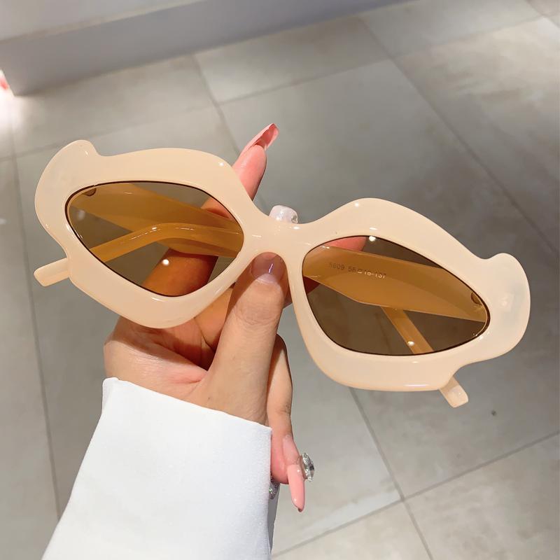 Vintage Flower Women Sunglasses  New Stylish Irregular Shape Gradient Shades Trendy Luxury Brand Design Party Eyewear