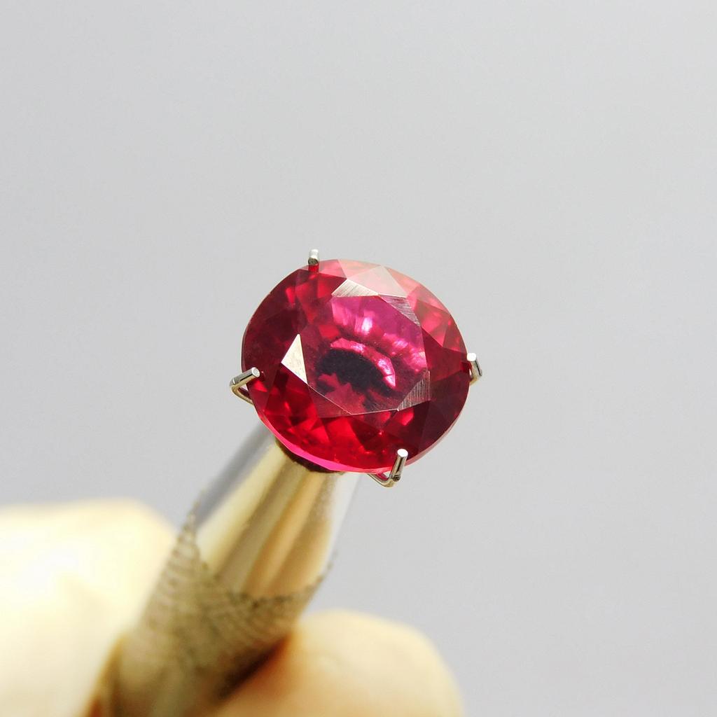 Natural Red Ruby Loose Gemstone Briliant 5.35 Ct Round Cut for Jewelry Making and Gem Collections