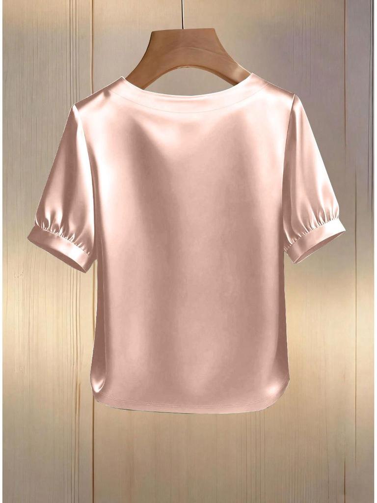 Women's Stylish Pearl Collar Satin T-Shirt: Short-Sleeve, Round Neck, Summer Fashion.