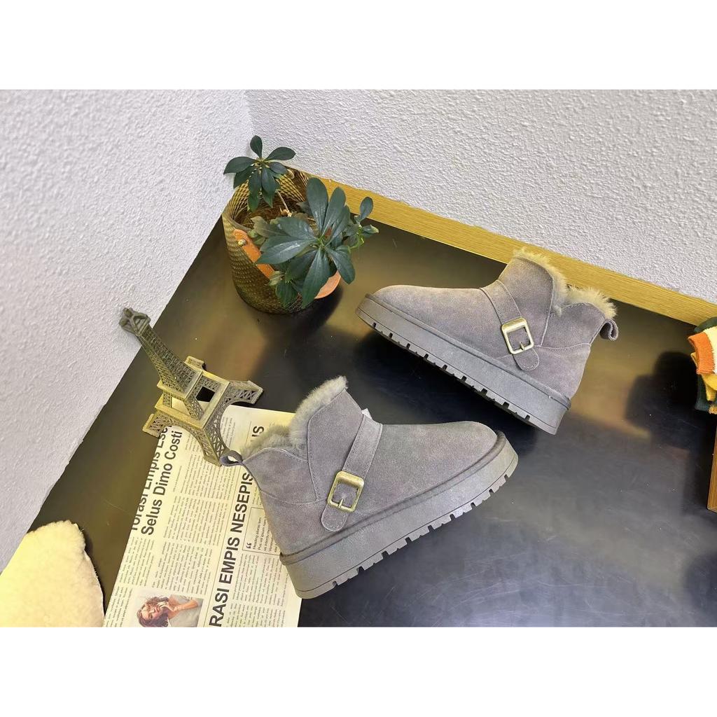 Thick-soled snow boots women's winter versatile warm piled thickened sleeve non-slip short boots