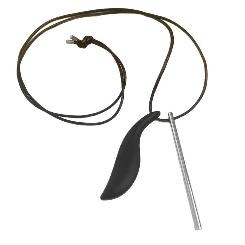 Sandelholz Metallfarben Block Halskette: Luxuriöser minimalistischer unregelmäßiger langer Anhänger.