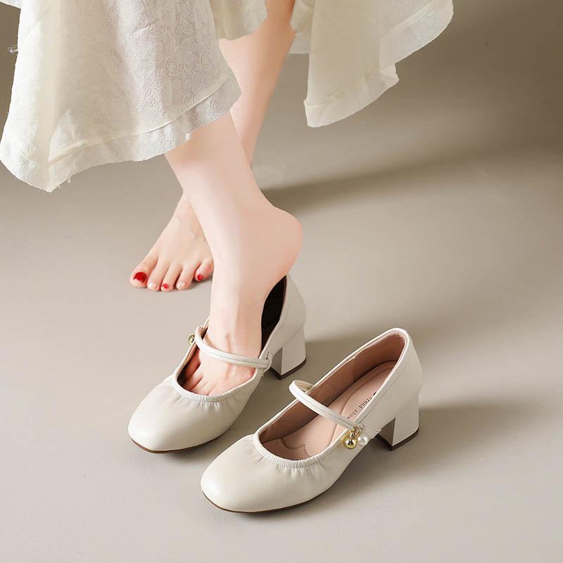 Single Boots Women's Round Toe Shallow Mouth One Strap Pleated Non-Slip Wear-Resistant Block Heel Boots