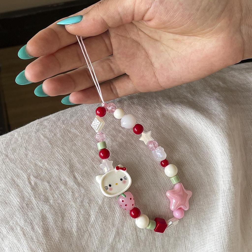 Stylish Floral Pearl Beaded Phone Lanyard for Women – Light Luxury, High-End Feel, Anti-Lost Chain