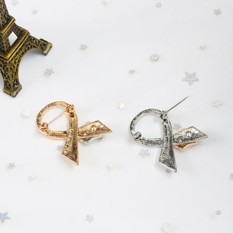 Paw in Heart Bow Tie Brooches Dog Paws Cat Claw Metal Pins Clothes Bag Badge Lapel Pin Animal Lovers Jewelry Gifts for Girl Kids