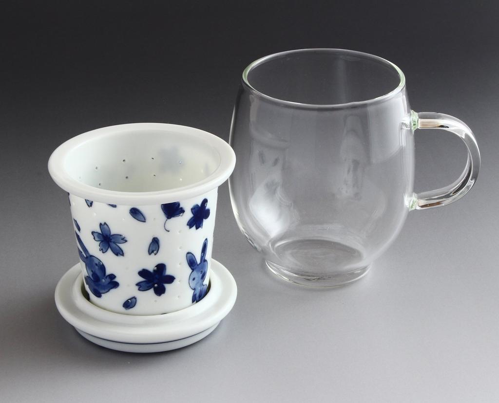 Toyo Ceramics Arita Ware Cană Elegantă din Sticlă Celadon Floare Iepure IW-002