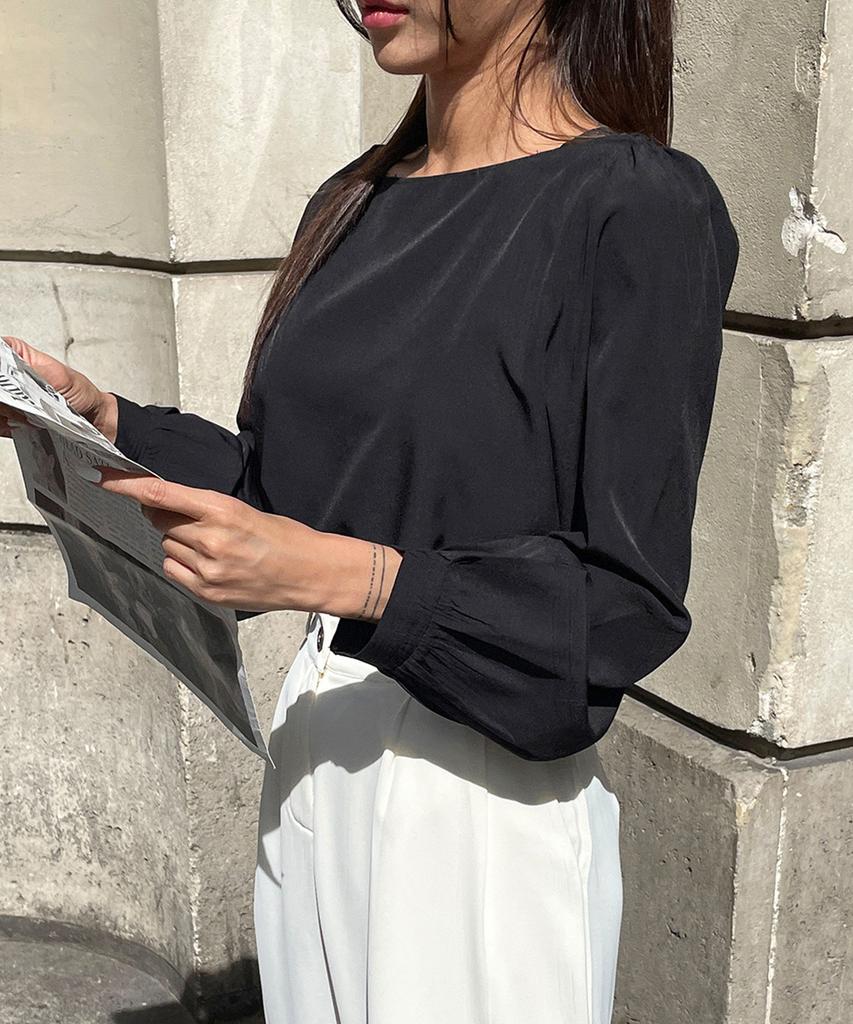 Ppaeppae Puff Sleeve Square Neck Simple Modern Blouse