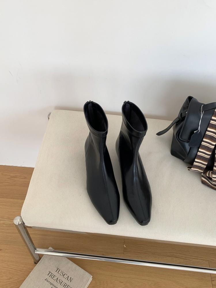 Korean simple square head thick heel. Skinny short boots women's new autumn and winter zipper thin boots fashion boots