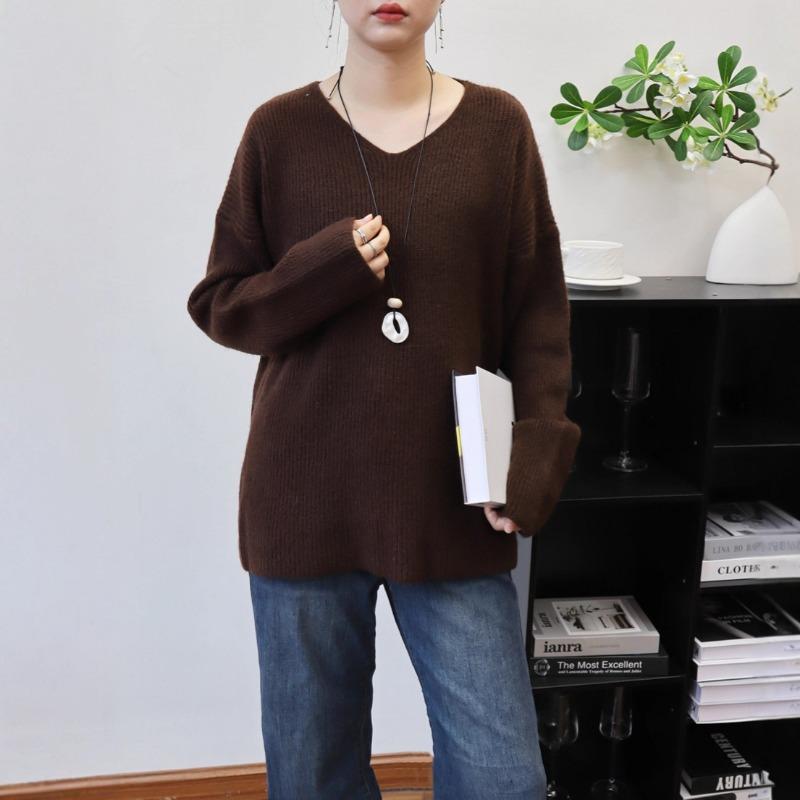 Lazy wind V-neck solid color sweater pullover women's autumn and winter new loose simple knitted sweater top
