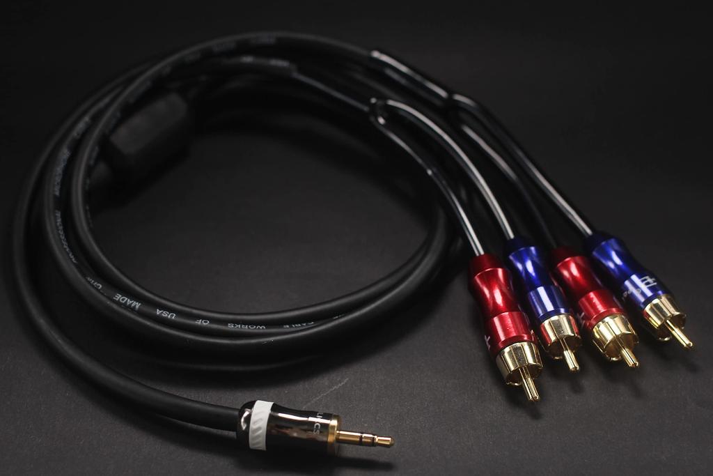 KK CABLE Cinch-Kabel, Cinch-Audiokabel, Stecker auf Dual-Cinch-Kabel, Y-Splitter-Design, Stereo-Audio-Cinch-Stecker, Kabel KK-A3.5to4, 3,5 mm, 2 Stecker, KK-A3.5to4 (1M)