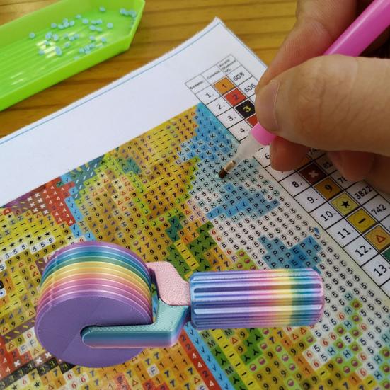 Váleček pro Diamond Art Kamínková Výšivka DIY Řemeslný Nástroj Odnímatelný Nástroj pro Diamond Art s Ergonomickou Rukojetí pro Rychlé Zabezpečení Umístění Diamantů