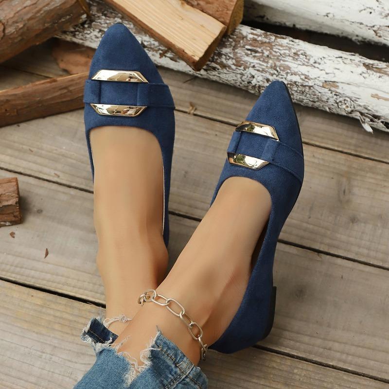 Neue flache Schuhe mit Metallspange in Übergröße für Damen mit flachem Ausschnitt und einfachem Fuß