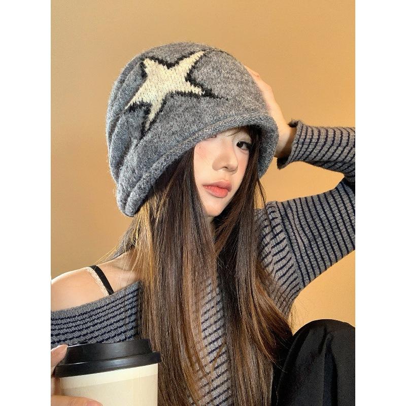 Versatile stack hat female retro fashion show face small casual cold hat big head circumference loose warm bag head hat