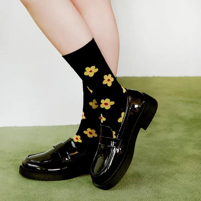 patterned flower BLACK&YELLOW