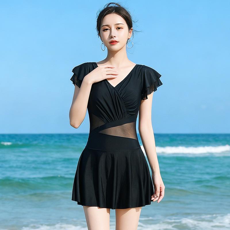 Large size swimsuit for women, slightly fat mm, covering the belly and showing thinness, foreign style one-piece skirt type, soaking in hot springs,