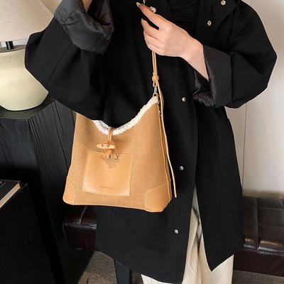 2025 Autumn and Winter New Fashion Trend Lamb Wool Splicing Versatile Tote Underarm Bag Trendy Bag