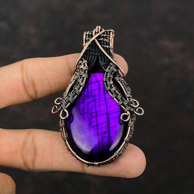 Ciondolo Labradorite Fuoco Viola Ciondolo Avvolto in Filo di Rame Gioielli in Rame Fatti a Mano Ciondolo con Pietra Preziosa Originale Gioielli Wire Wrap Regalo per la Mamma